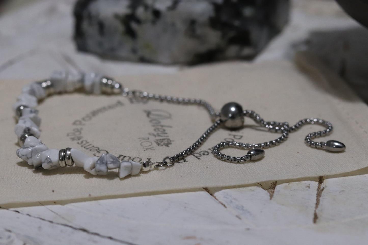 Howlite Precious Rox