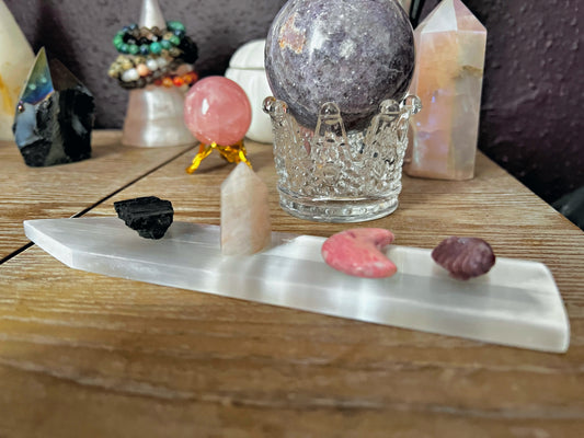 Selenite charging plate