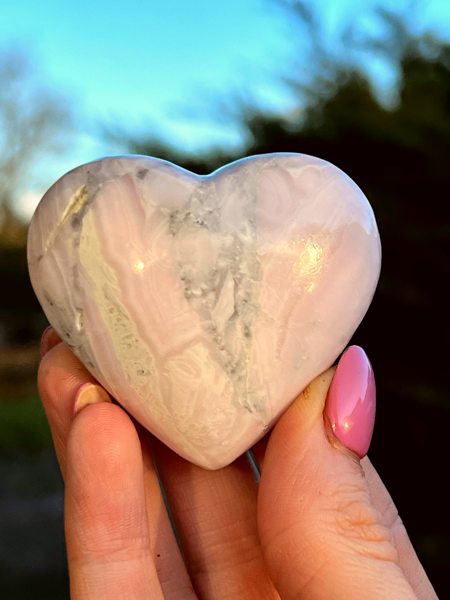 Mangano Calcite Heart