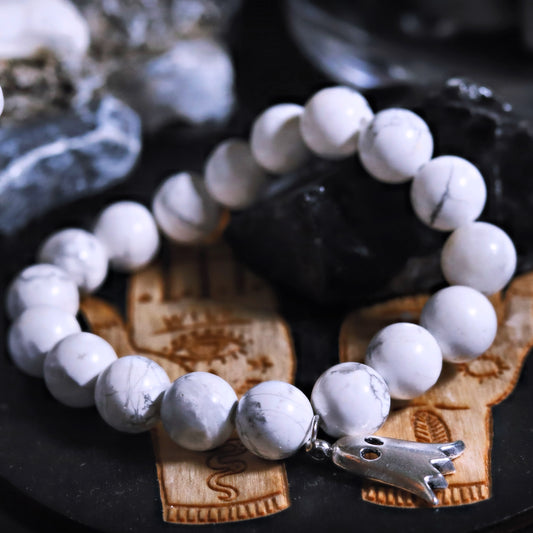 Howlite ghost stretchie bangle Unisex